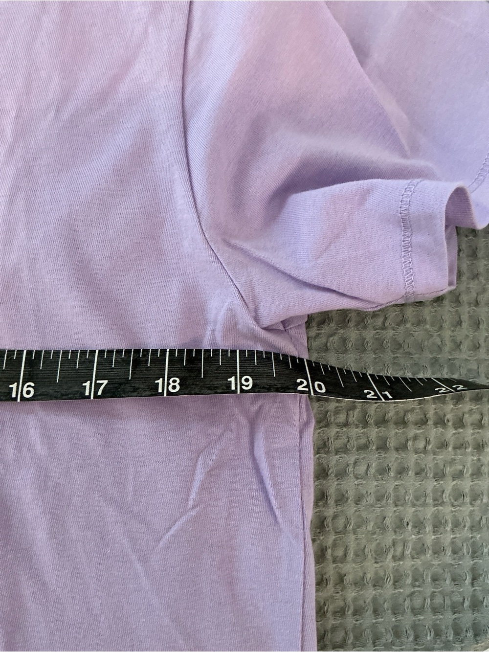 Life Is Good Lavender Short-Sleeve Tee with Lotus Graphic size Small - Picture 6 of 7